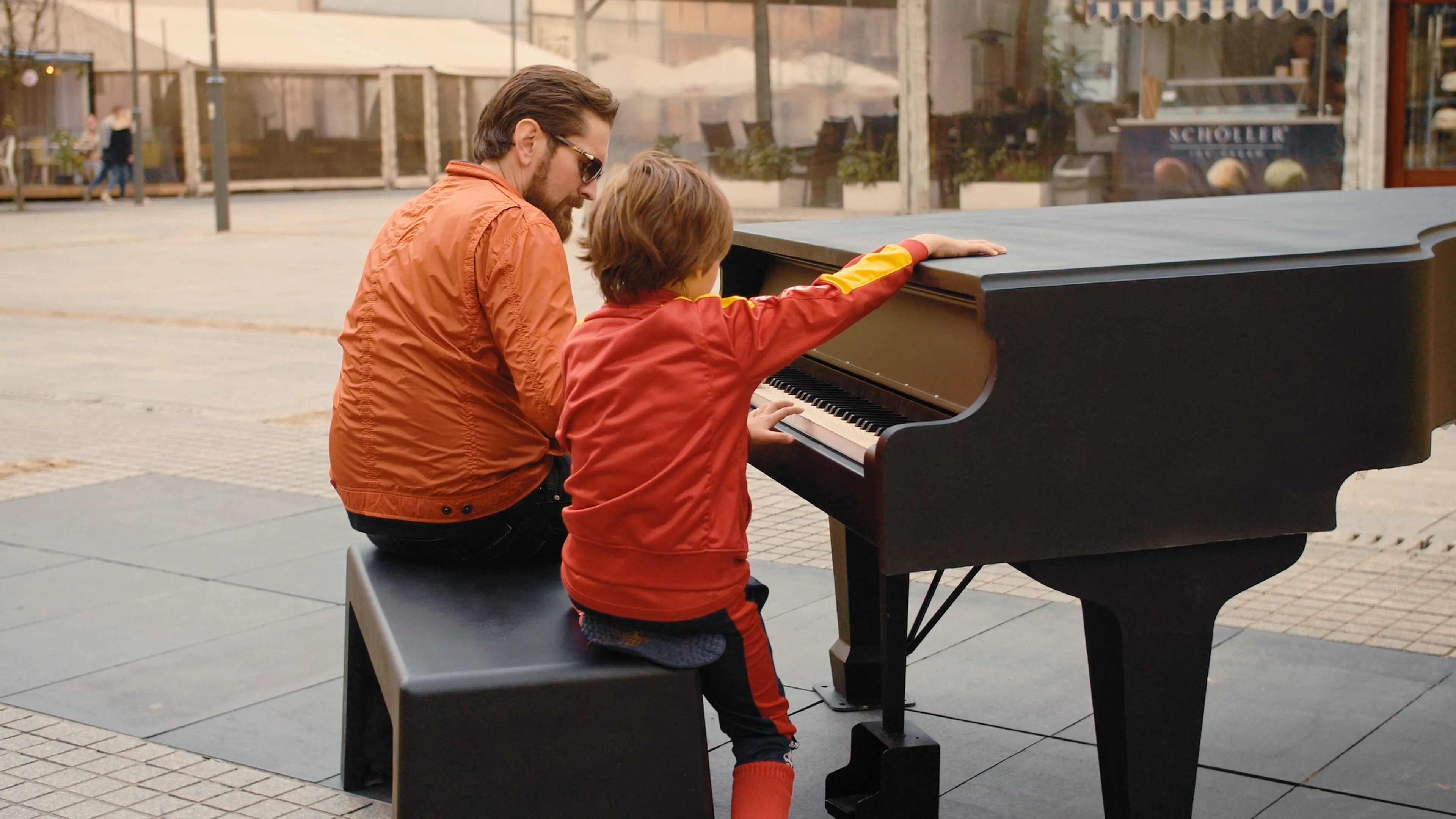Cadenza piano installation