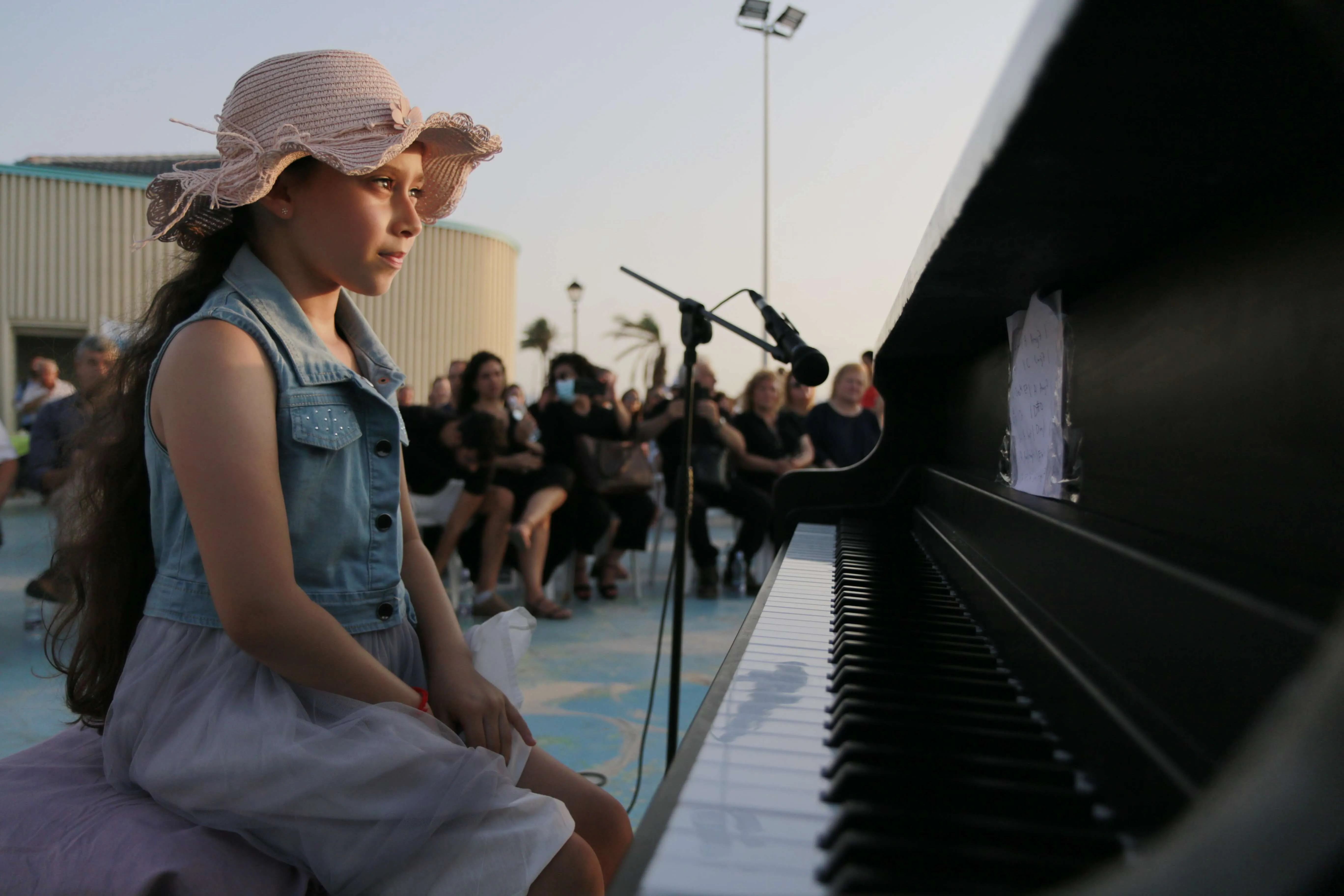 Cadenza piano in park